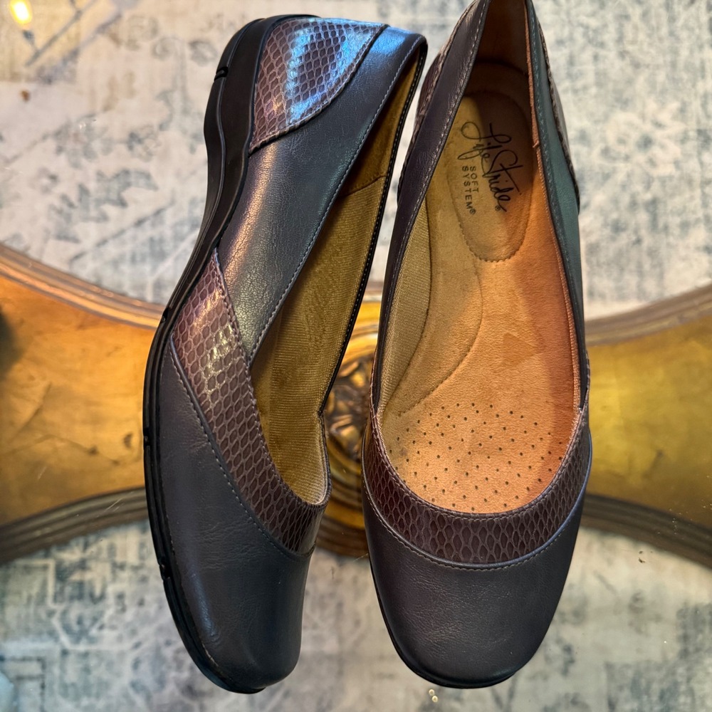 LifeStride Deja Vu Brown Snakeskin Accent Soft System Comfort Flats Shoes 9M